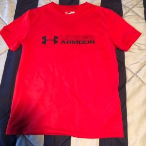 Boys Youth Large Under Amour T-shirt
